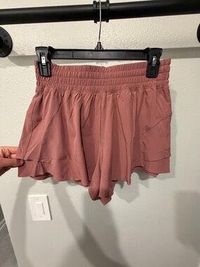 Lululemon Shake it Put High Rise Run Shorts Red Clay Size Small